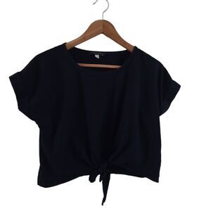 Final touch crop top T-shirt black size medium